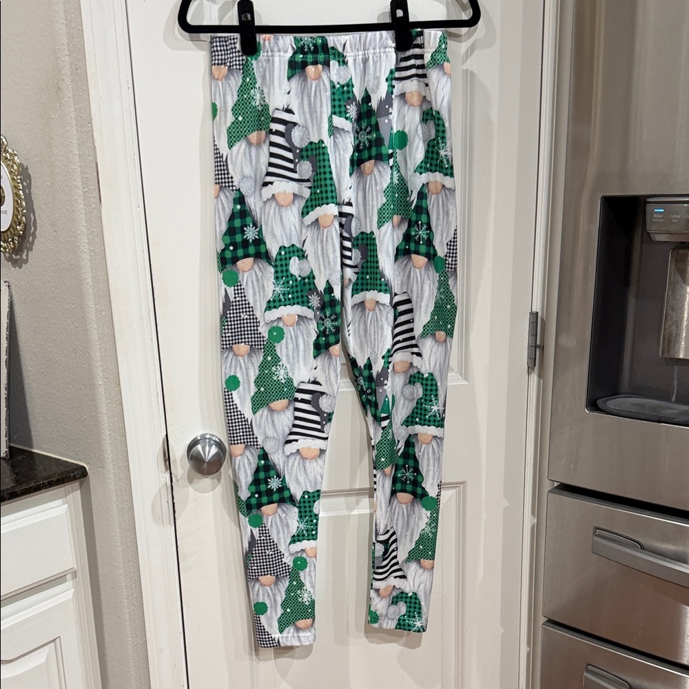Festive Gnome Print Leggings